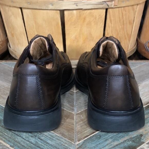 Clarks Unstructured Un Kenneth Way Dark Brown Leather Oxfords Mens Size 9.5 WIDE main image 5